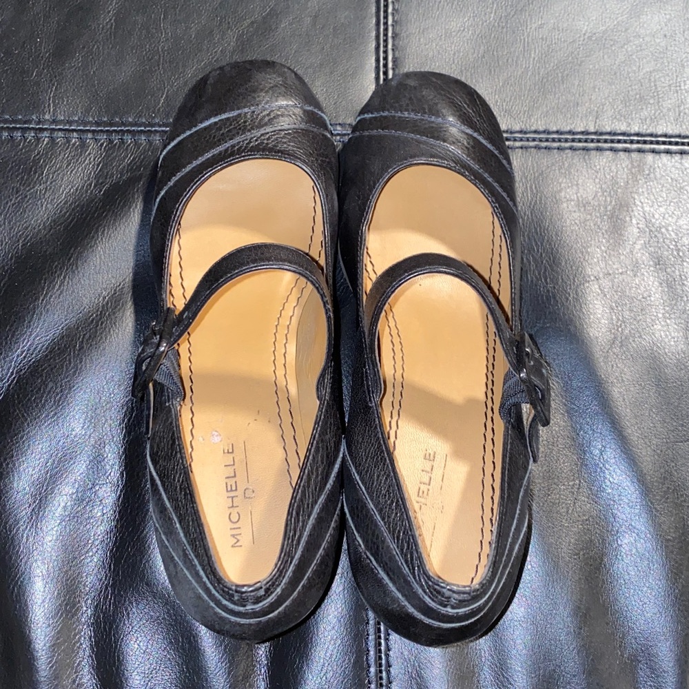 Michelle Women's Black Mary Jane Wedge. Size 8M. - Picture 3 of 8